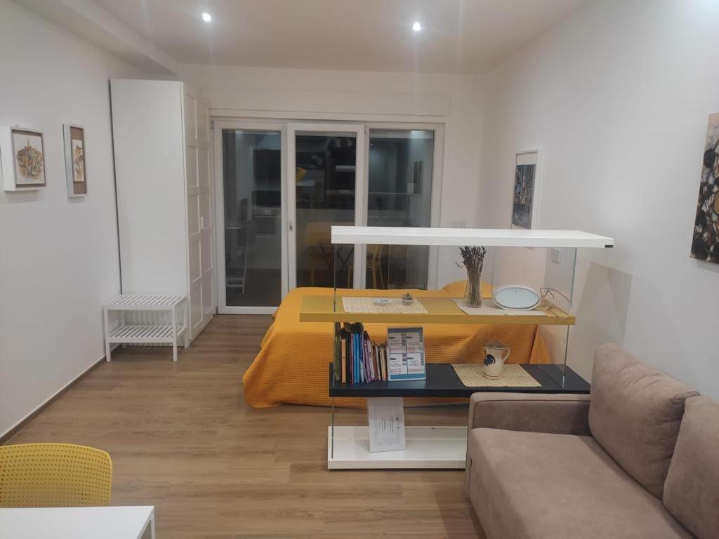 Domus13-With Private Parking Appartement Bari Buitenkant foto