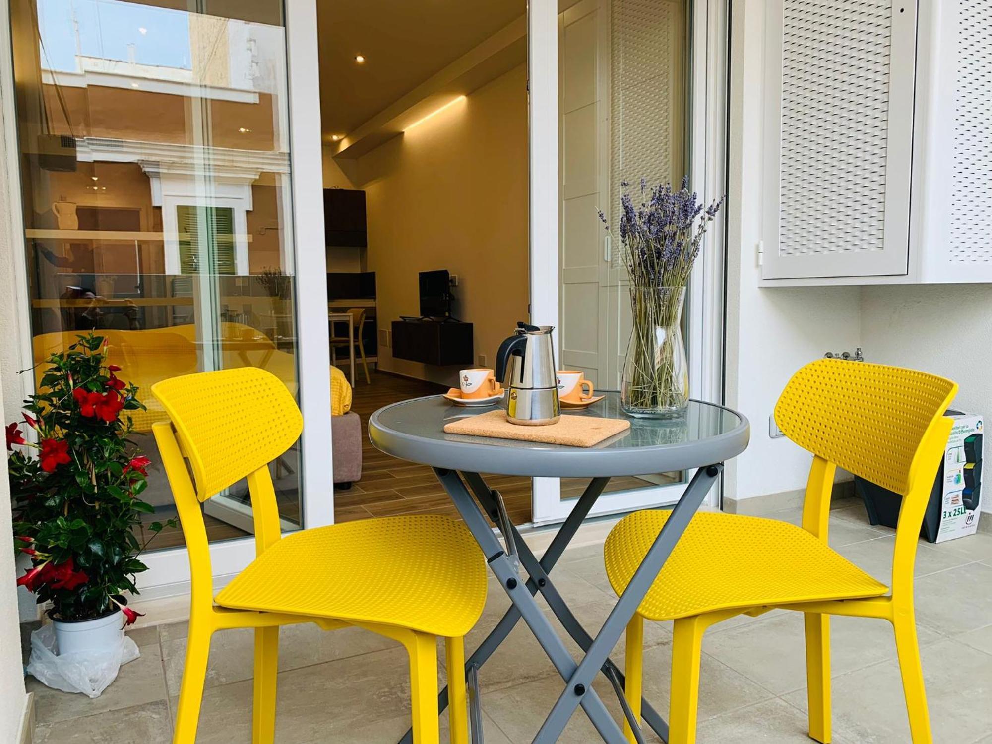 Domus13-With Private Parking Appartement Bari Buitenkant foto