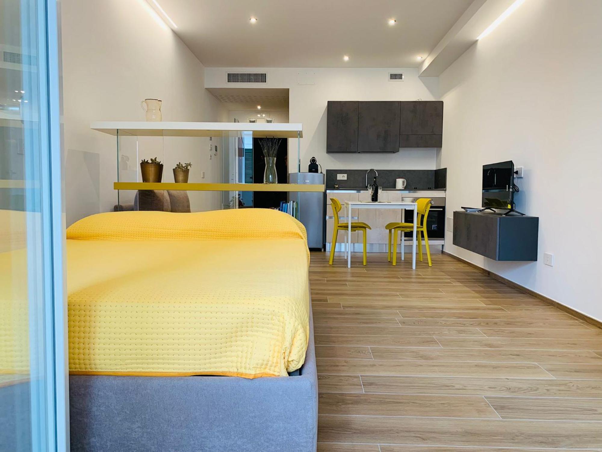 Domus13-With Private Parking Appartement Bari Buitenkant foto