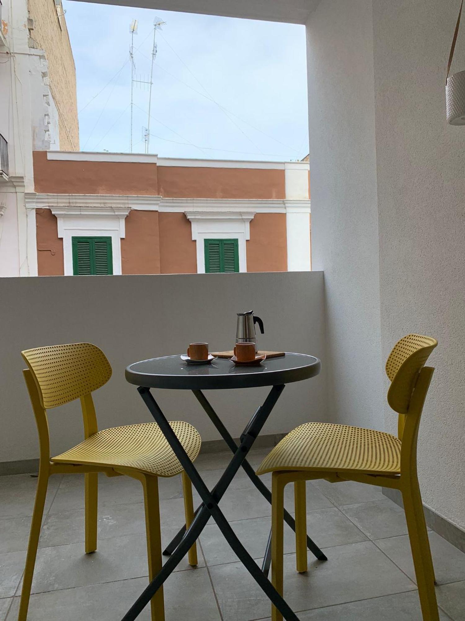 Domus13-With Private Parking Appartement Bari Buitenkant foto