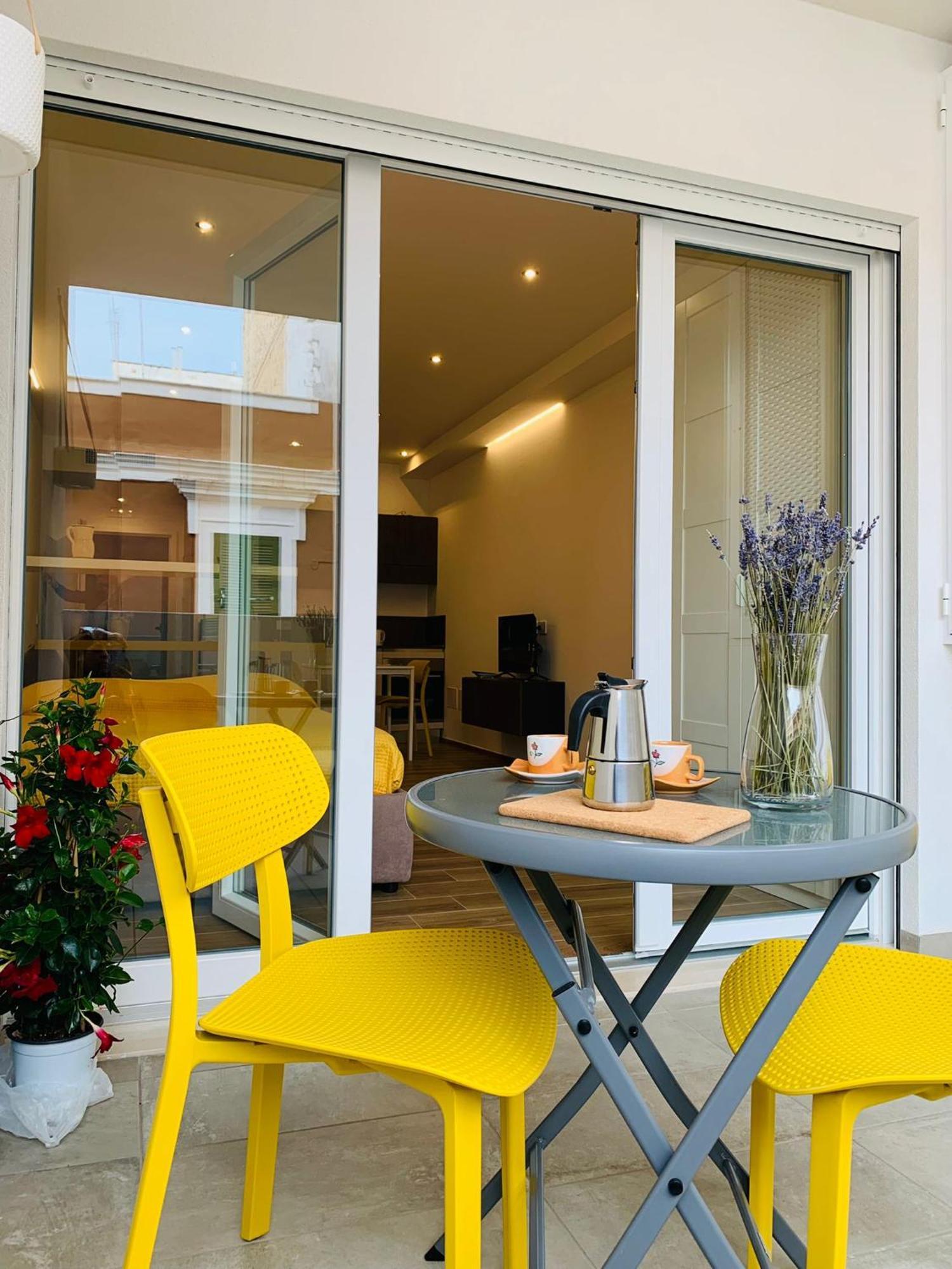 Domus13-With Private Parking Appartement Bari Buitenkant foto